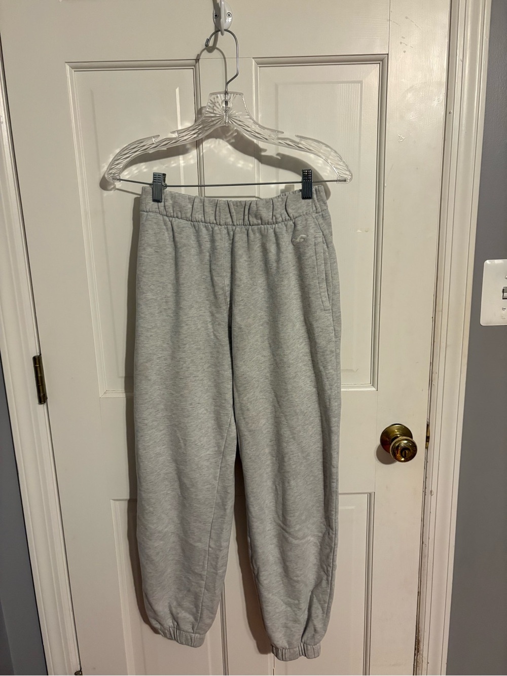 Heather Grey Hollister Sweatpants - Picture 2 of 4